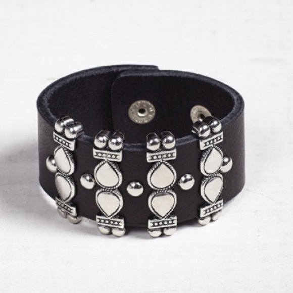 Mona B Jewelry - Mona B Labyrinth Leather Bracelet